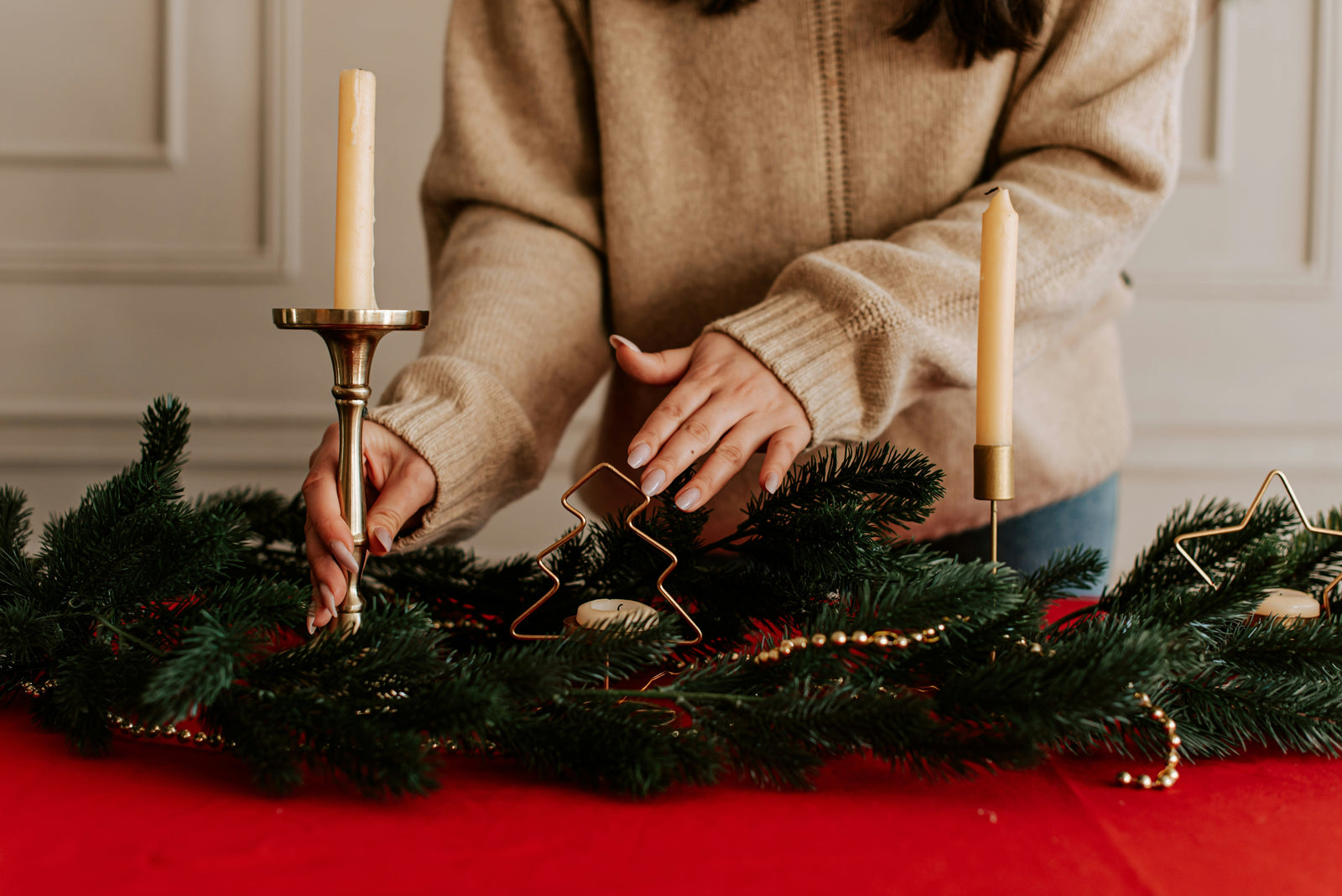 Single? Your Guide to Joyful Hope for the Holidays