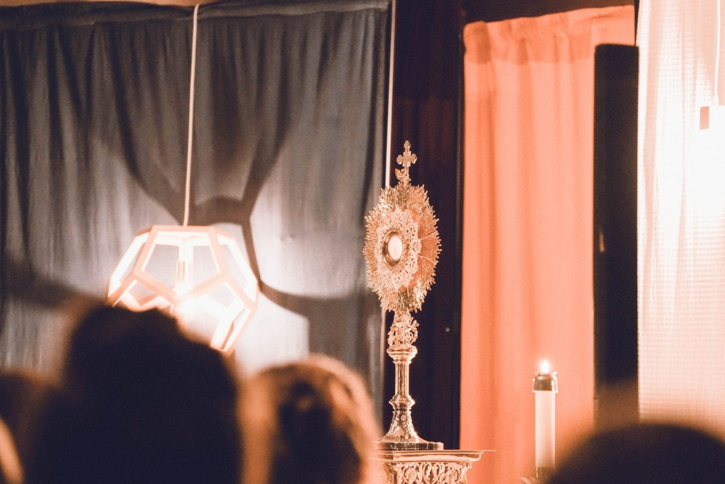 How to Make a Holy Hour - Blessed Is She