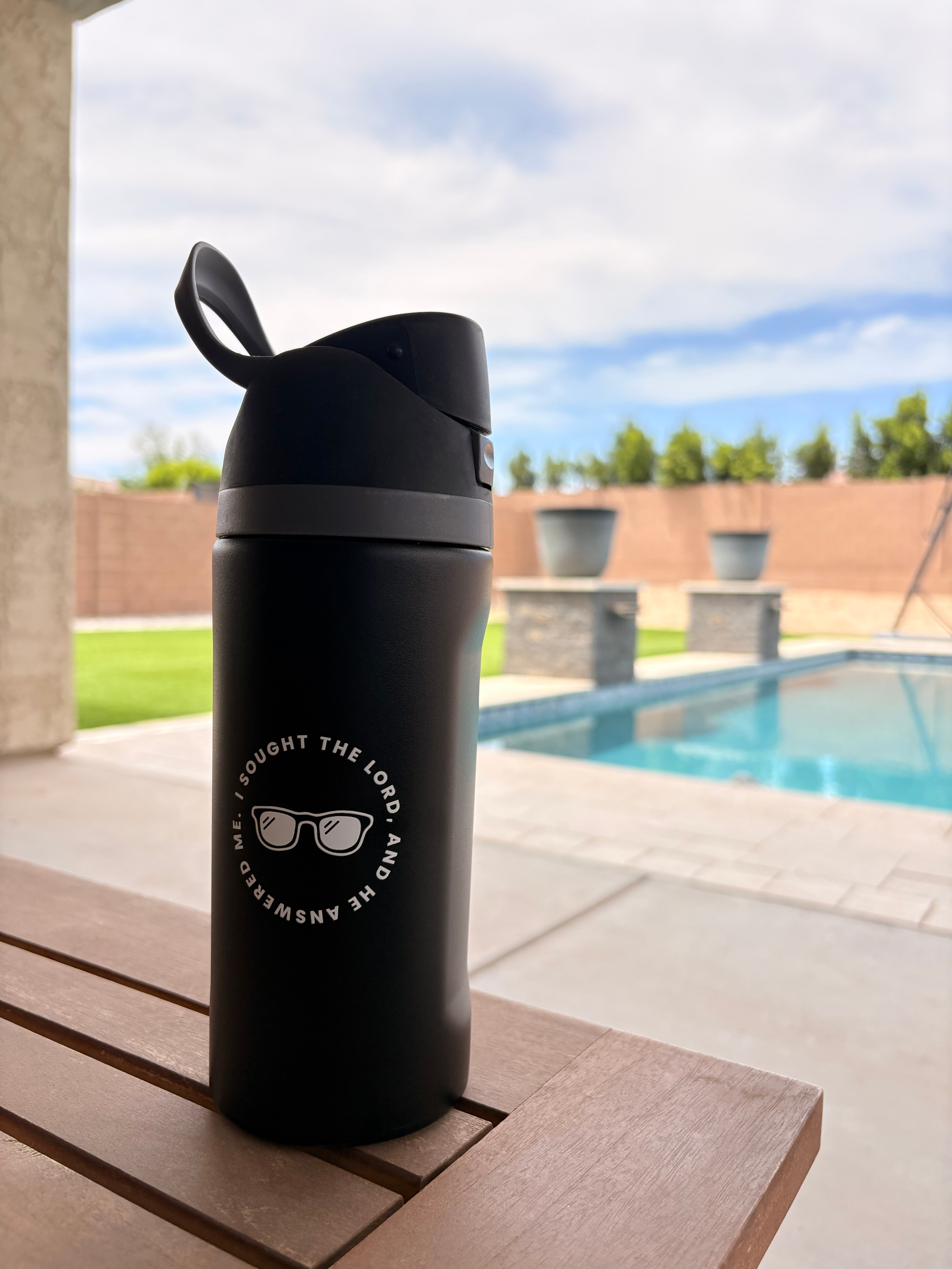 Kids Later, Gator 16 oz. Water Bottle With Straw Cap