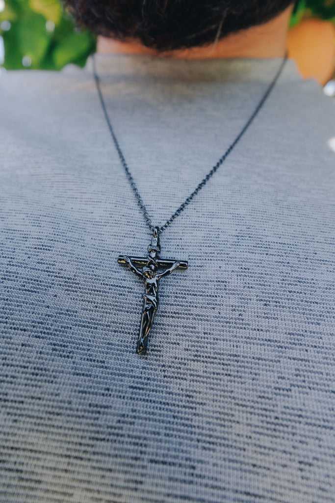 men's black crucifix necklace