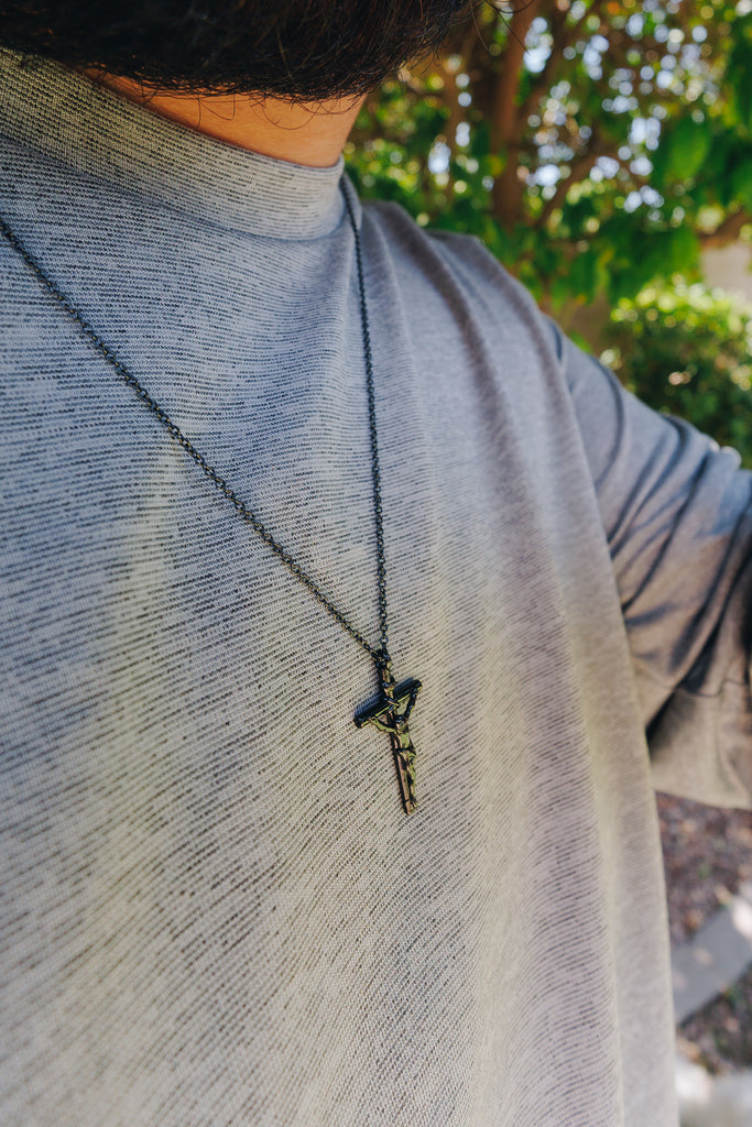 men's black crucifix necklace