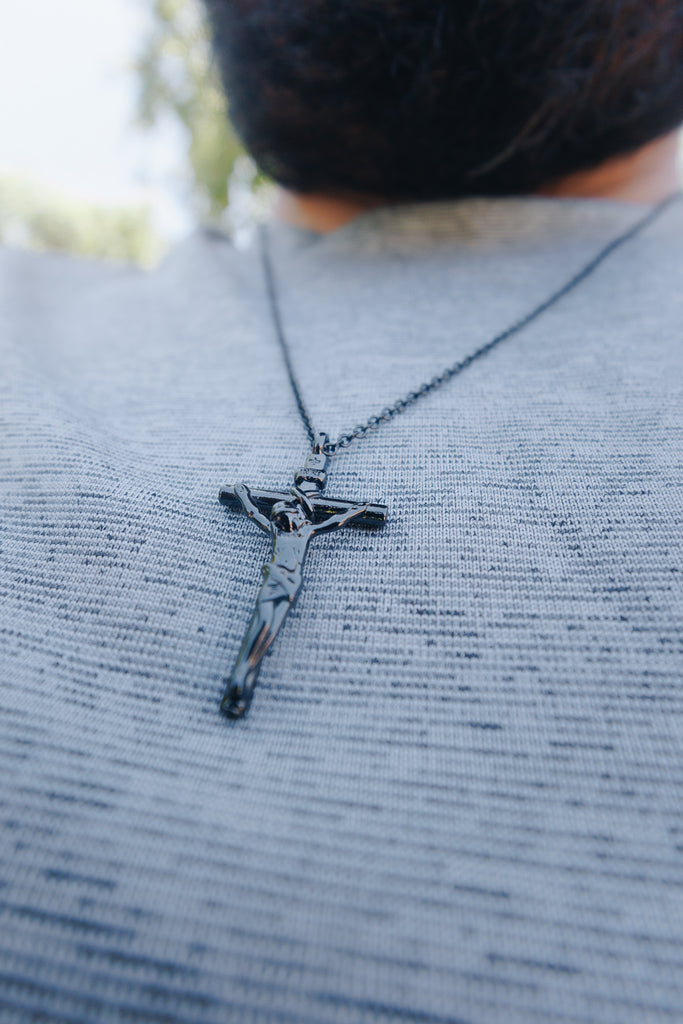 men's black crucifix necklace