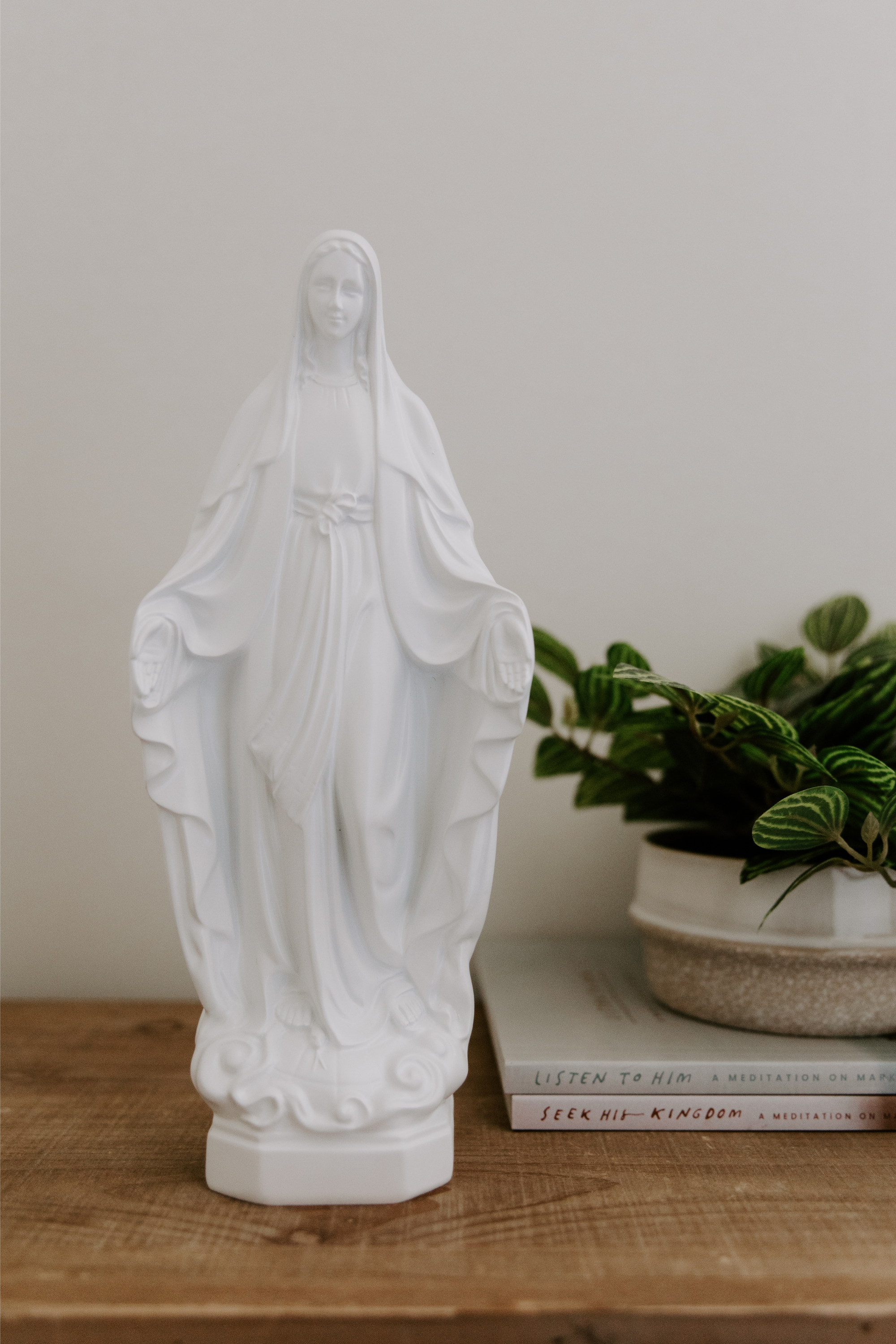 Mary Statue – 12” Resin Virgin Mary Catholic Home Decor